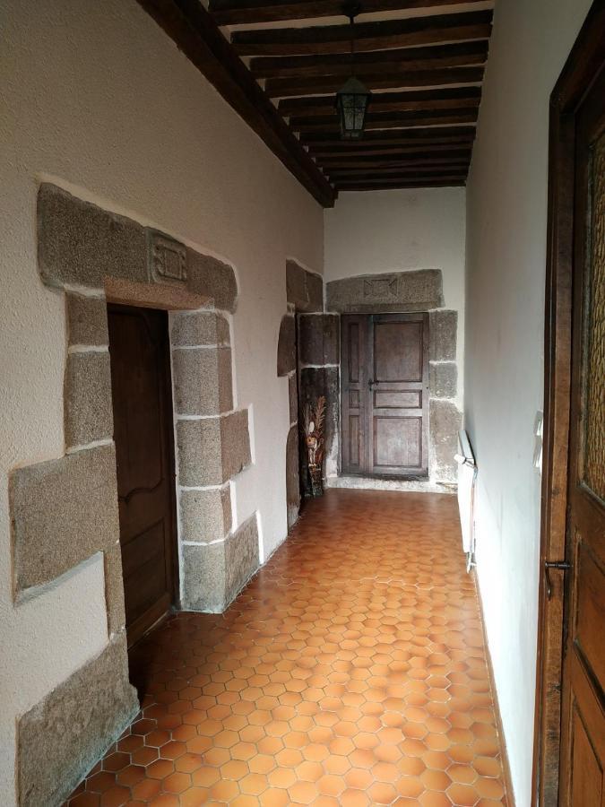 La Petellerie, Maison De Campagne Avec Piscine Pour Un Sejour Detente Moyon Экстерьер фото